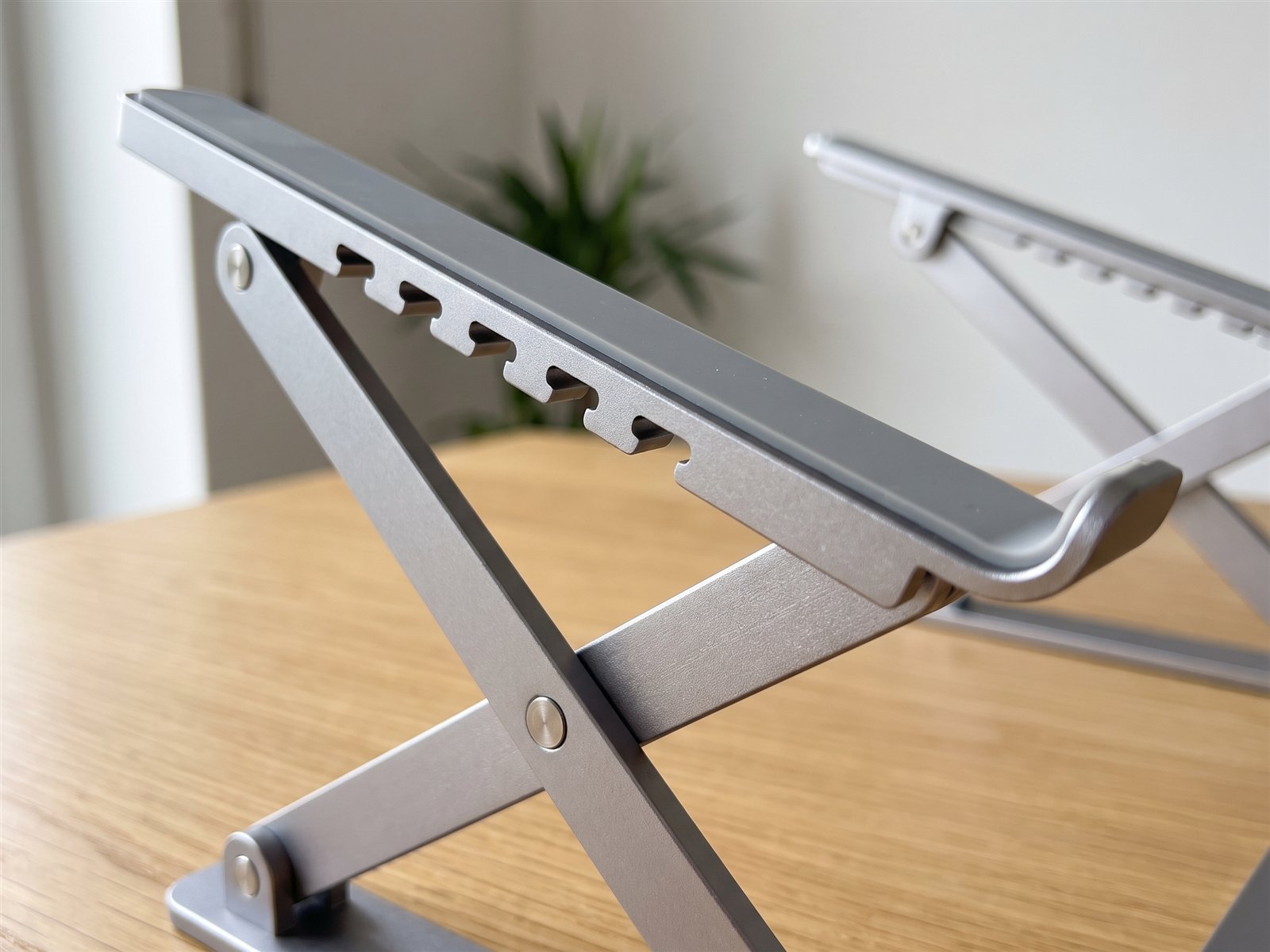 Laptop stand — On the desk · close-up